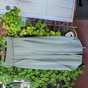 UNKNOWN brand. Pale sage harem pants. Size M/L. Gently worn.